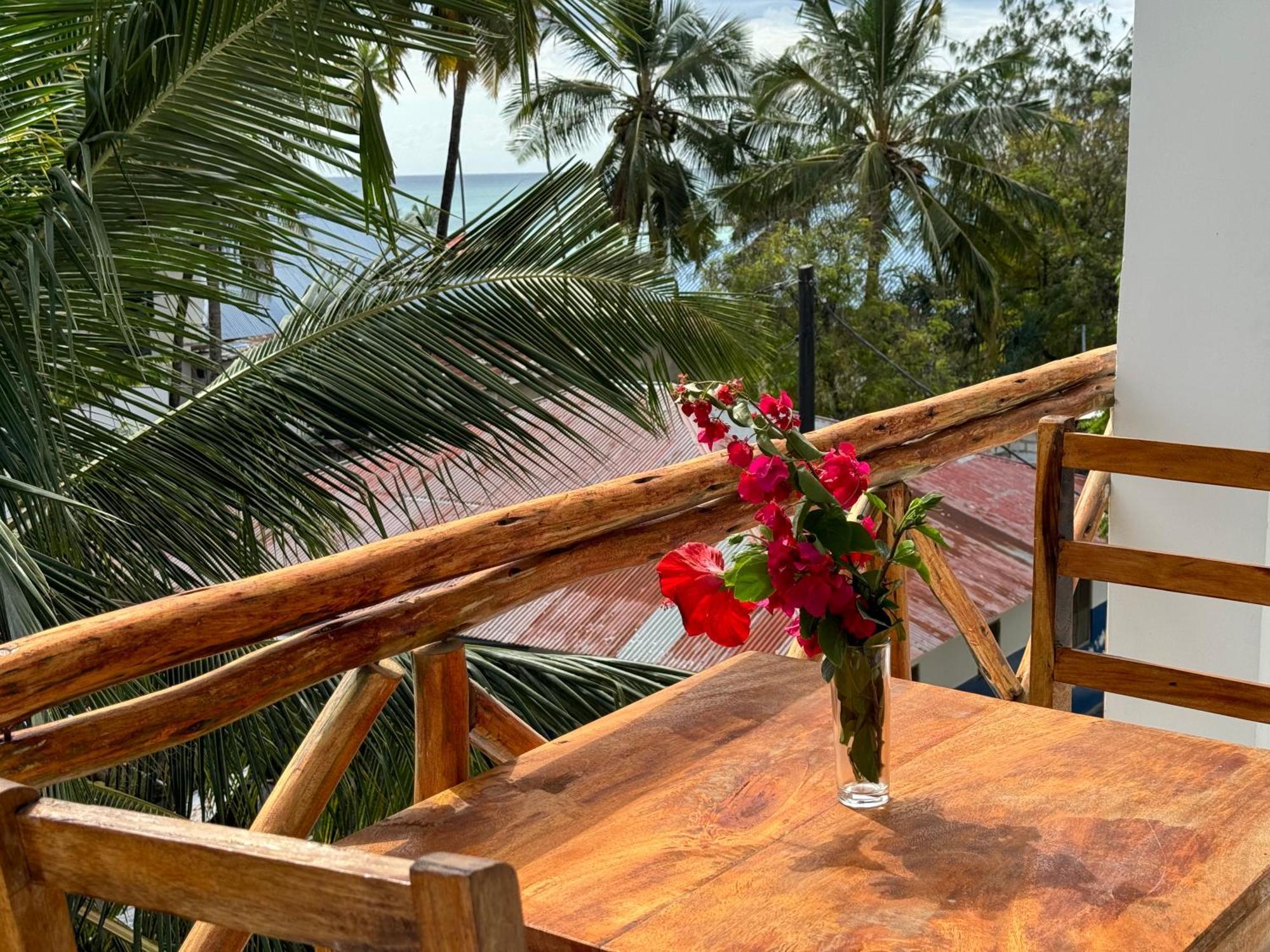 Rafiki Hotel Nungwi Beach Экстерьер фото