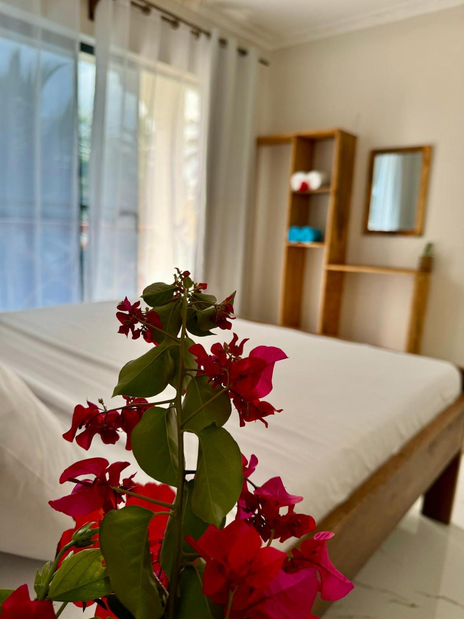 Rafiki Hotel Nungwi Beach Экстерьер фото