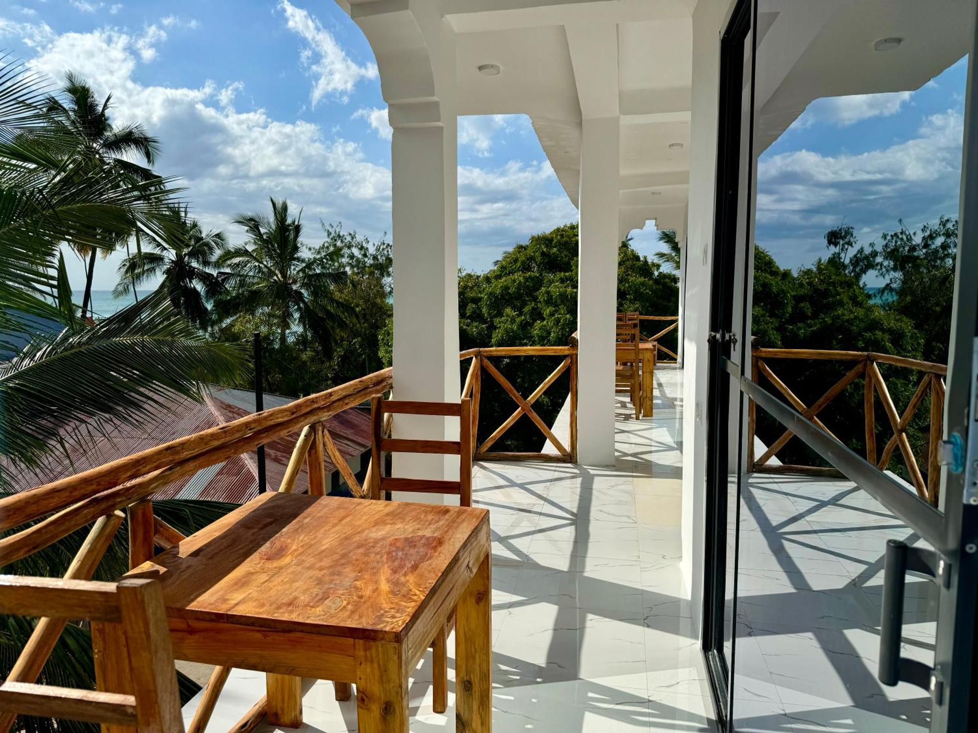 Rafiki Hotel Nungwi Beach Экстерьер фото